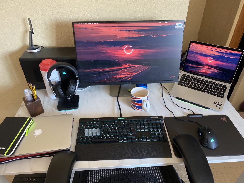 Hamish' home desk